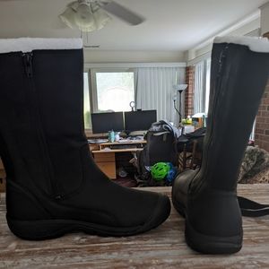 NIB Women's Keen Presidio II Boots